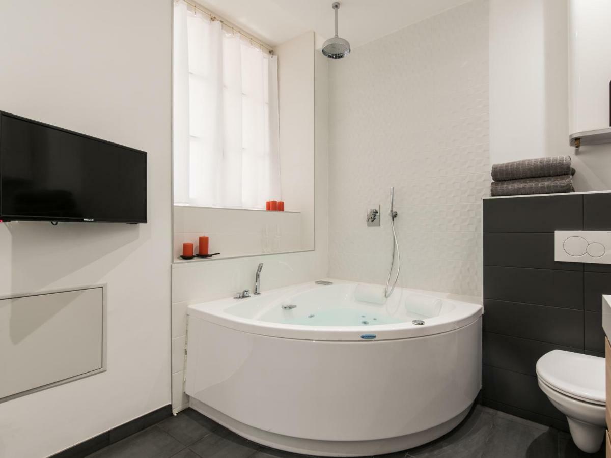Luxury Studio & Spa-Lyon Centre Zewnętrze zdjęcie
