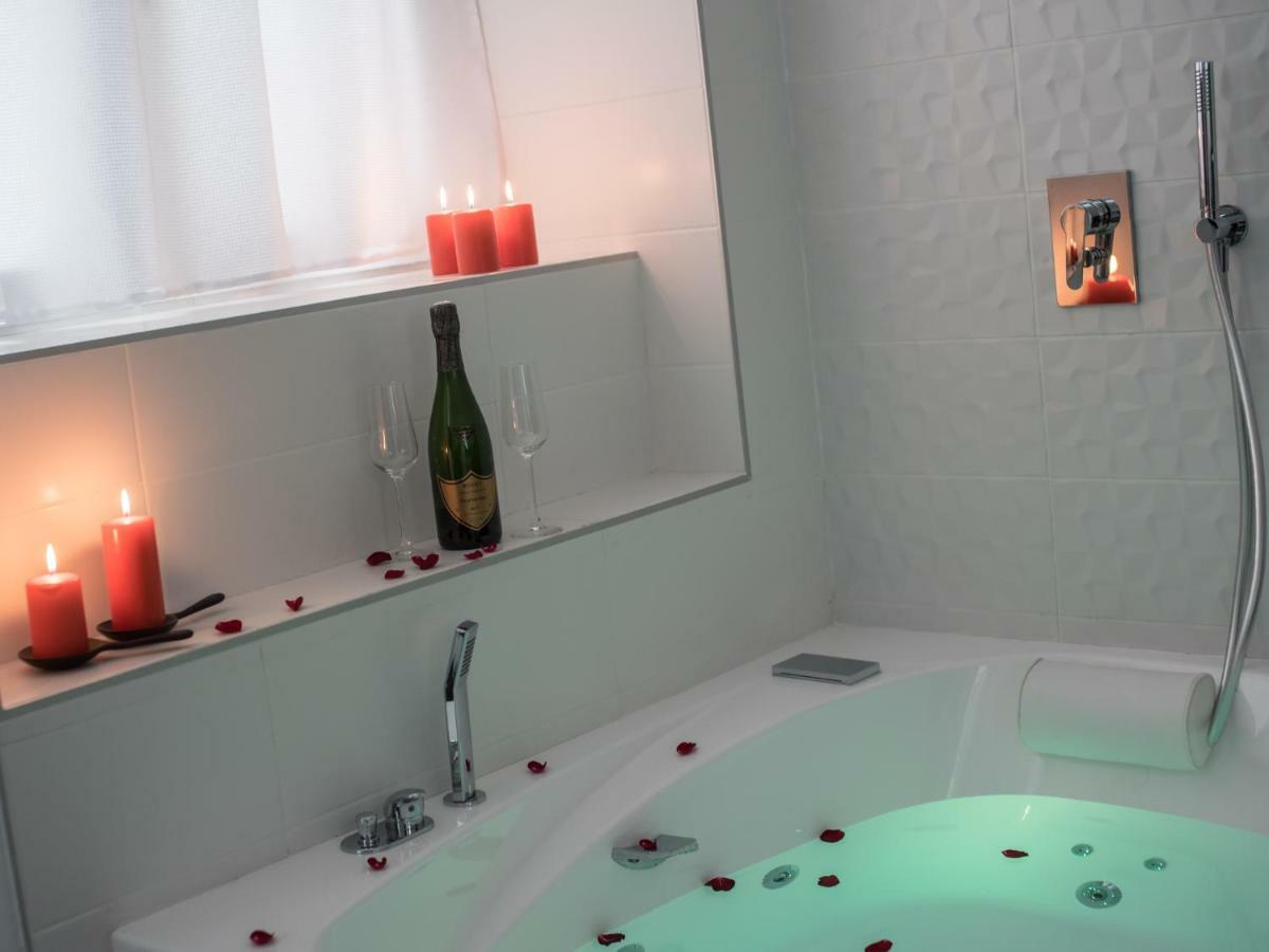 Luxury Studio & Spa-Lyon Centre Zewnętrze zdjęcie